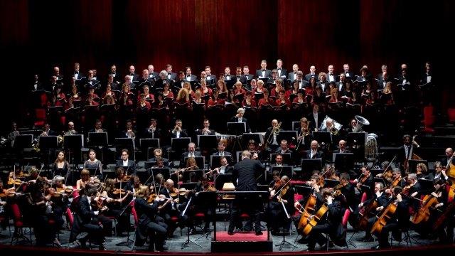 Concerto di Capodanno - L.V. Beethoven - Sinfonia n. 9 in re min. per soli, Coro e Orchestra: ROMA TRE ORCHESTRA e INTERNATIONAL OPERA CHOIR