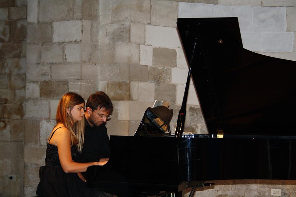 Il duo pianistico Argentieri-Notarnicola dà il via a “Dedicato a…”