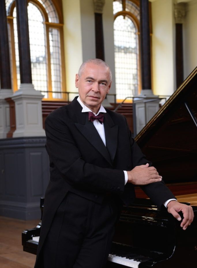 Pianista IVO POGORELICH