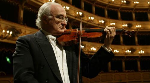 Violinista Salvatore Accardo con l'Orchestra da Camera Italiana